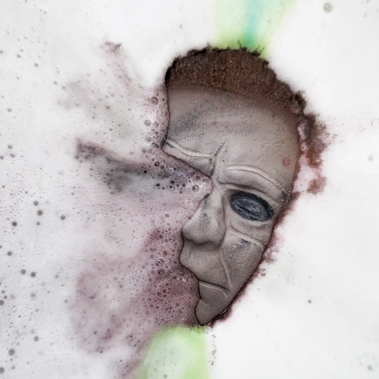 CLASSIC BADDIE: Meyers Bath Bomb