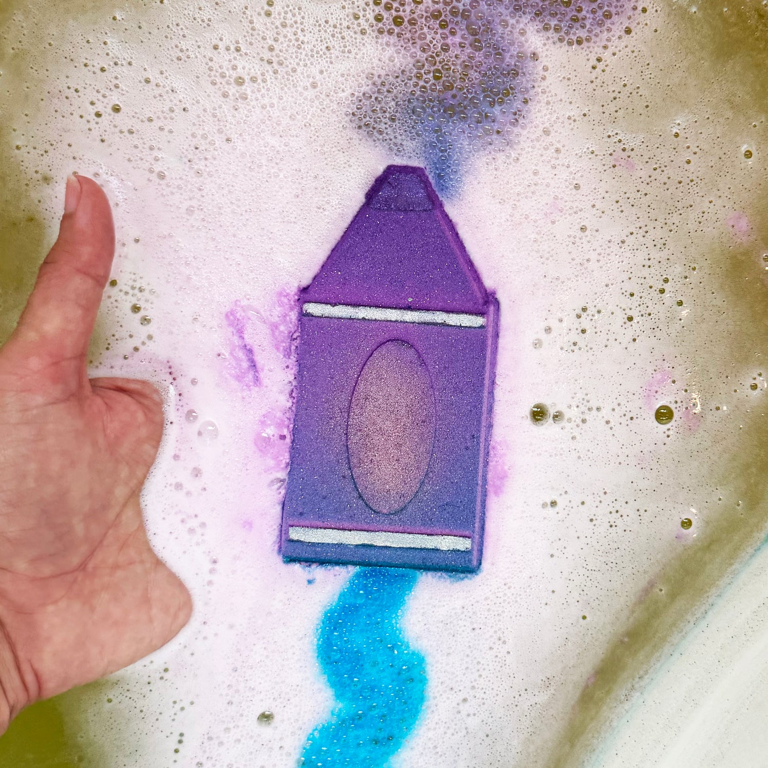 Crayon Prize Bath Bomb