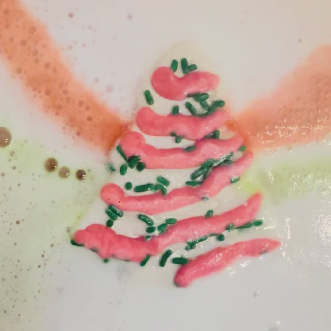 Christmas Cake PRIZE Bath Bomb