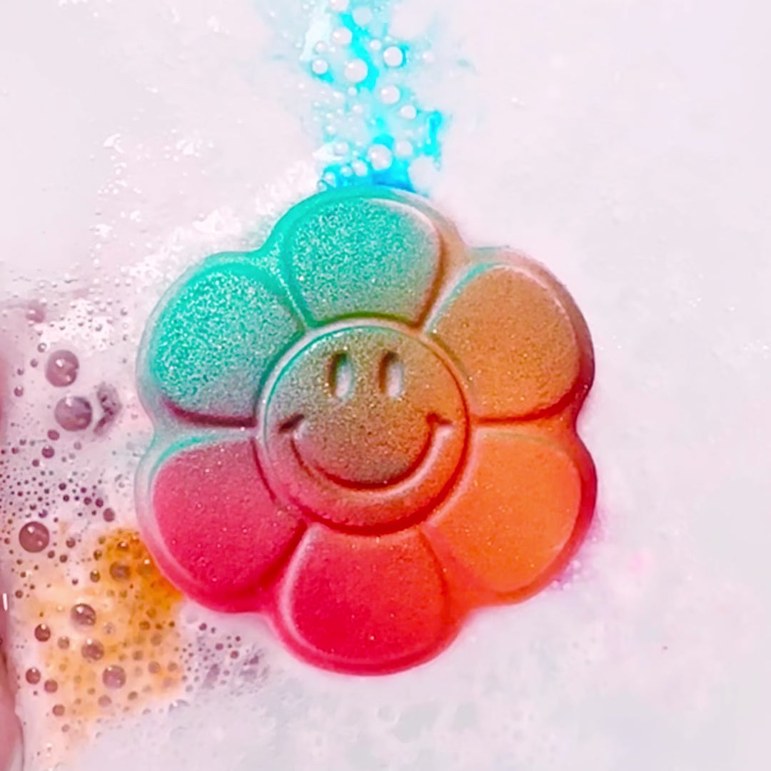 Groovy Flower Prize Bath Bomb