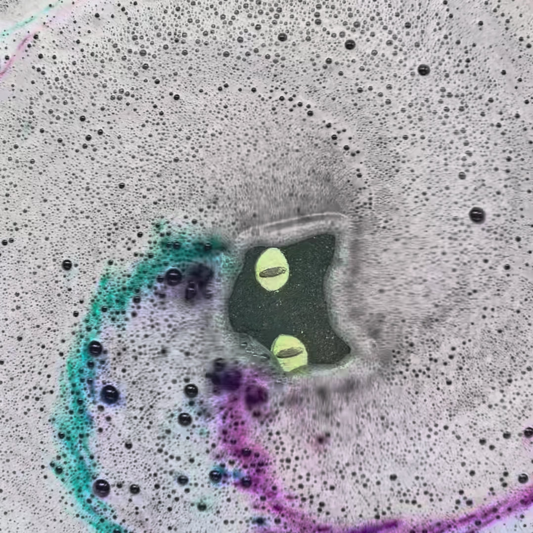 Black Cat PRIZE Bath Bomb